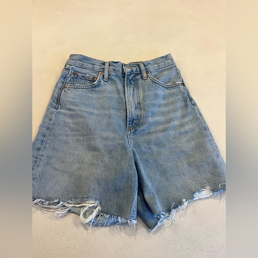 Agolde Size 23 short